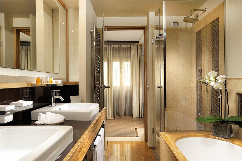Hotel Mario De' Fiori 37 Rzym Zewnętrze zdjęcie