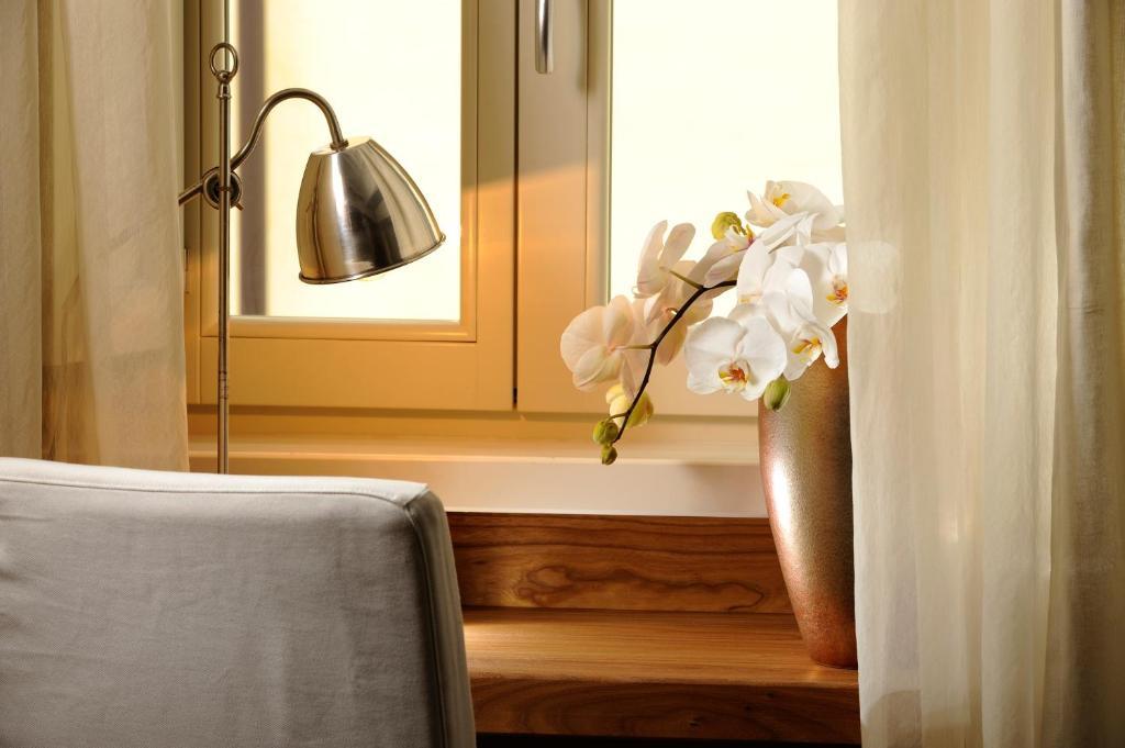 Hotel Mario De' Fiori 37 Rzym Pokój zdjęcie