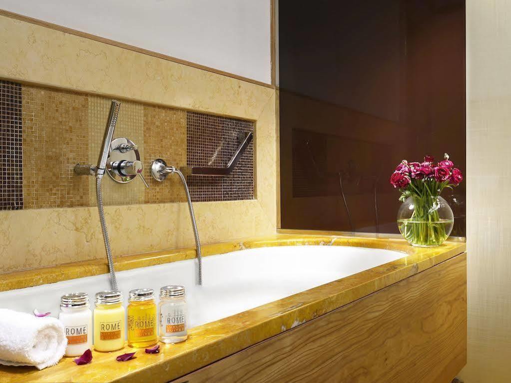 Hotel Mario De' Fiori 37 Rzym Zewnętrze zdjęcie