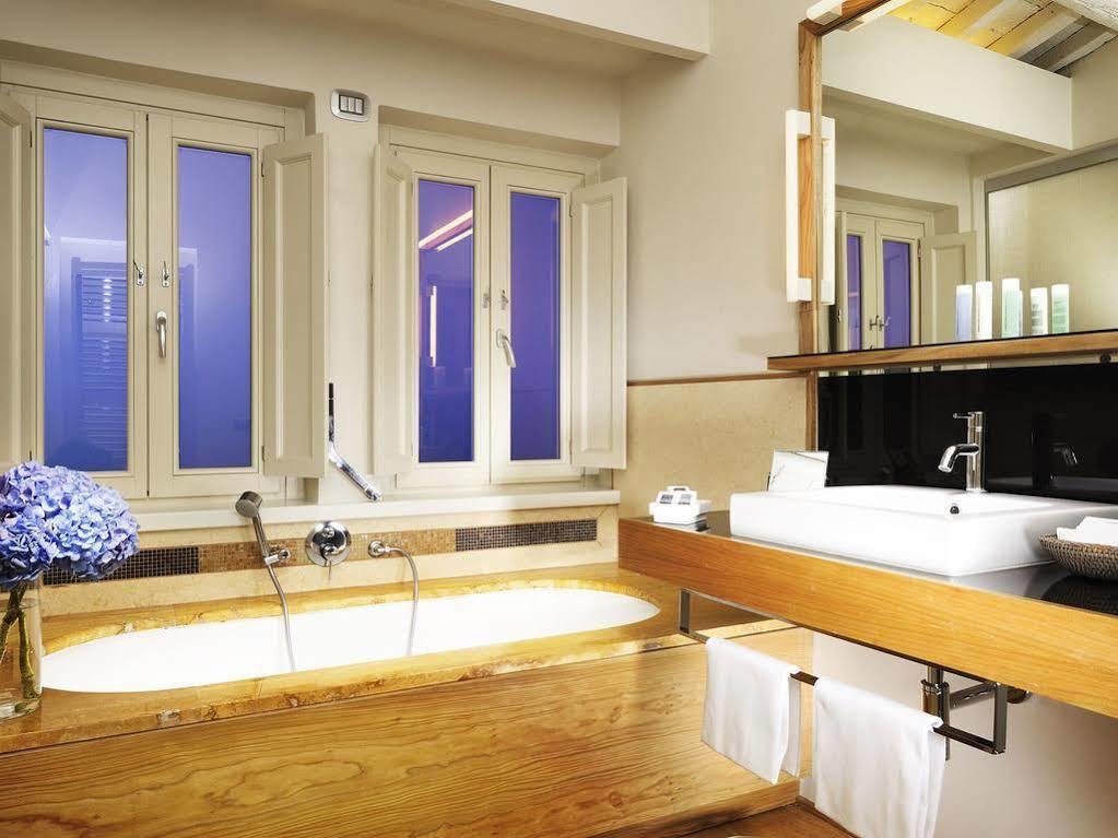 Hotel Mario De' Fiori 37 Rzym Zewnętrze zdjęcie