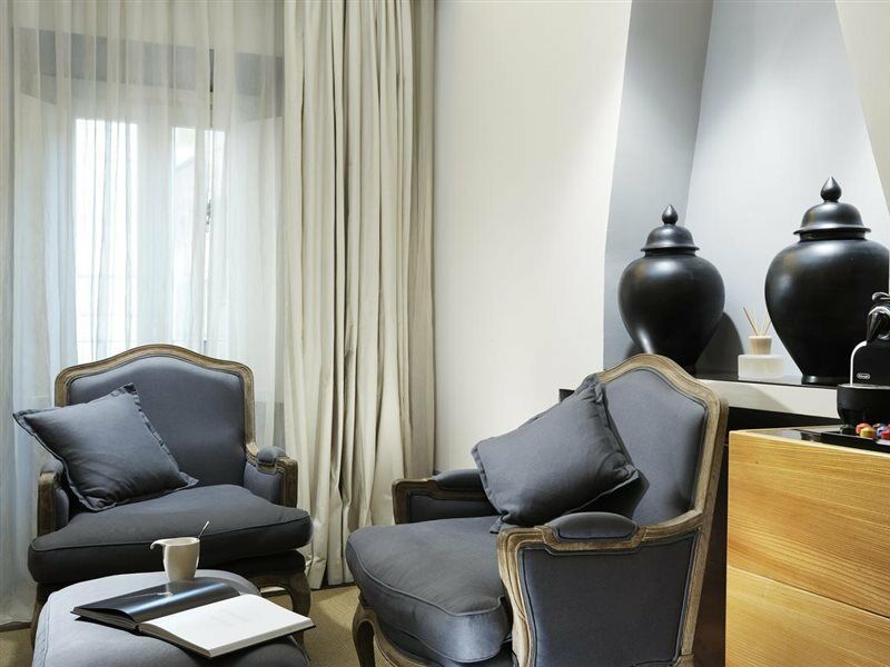 Hotel Mario De' Fiori 37 Rzym Zewnętrze zdjęcie
